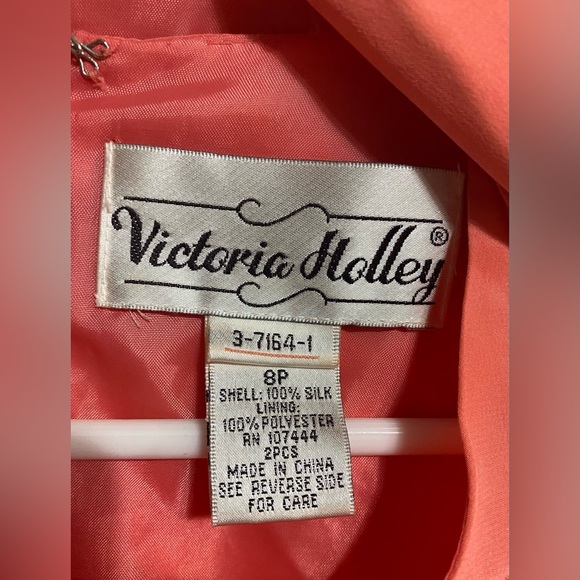 Victoria Holley size 8 Petite peach coral silk jacket dress set suit - Picture 5 of 13